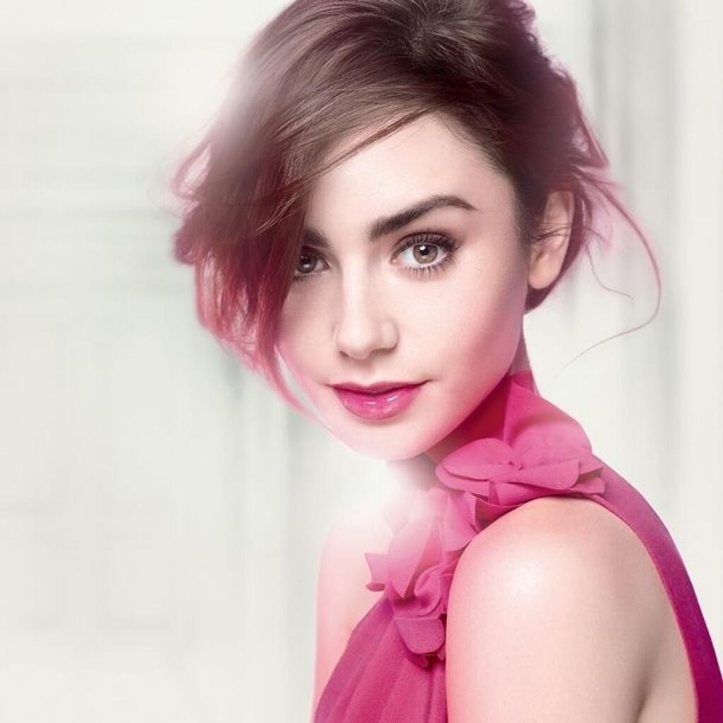 Lily Collins, herečka a modelka kozmetickej značky Lancôme