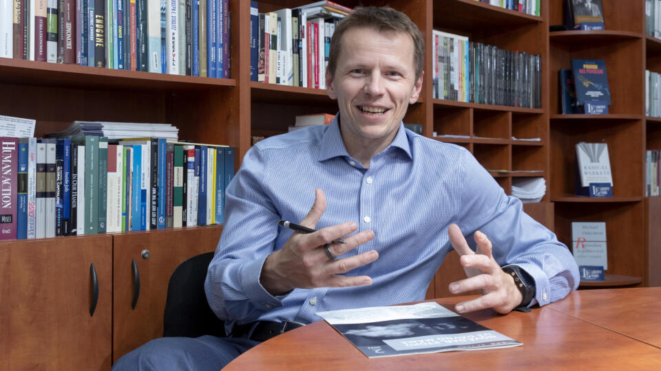 Radovan Ďurana - Inštitút ekonomických a spoločenských analýz INESS.
