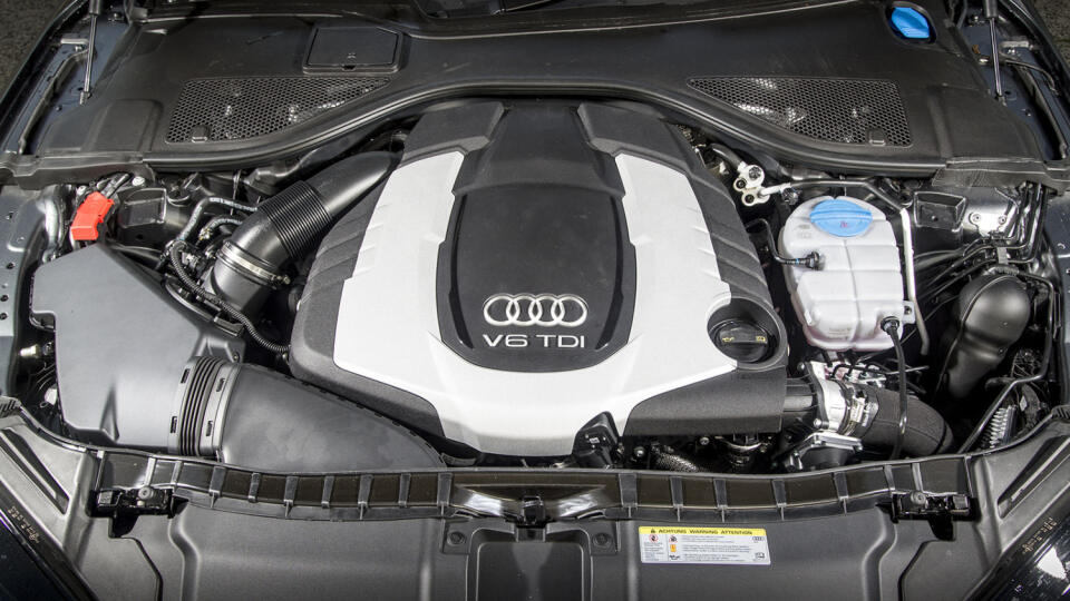 Audi V6.