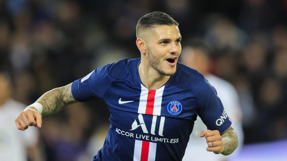 SY 37 Paríž - Hráč PSG Mauro Icardi oslavuje svoj úvodný gól v zápase 14. kola francúzskej Ligue One PSG - Lille OSC v Paríži 22. novembra 2019. FOTO TASR/AP
PSG's Mauro Icardi celebrates after scoring the opening goal during French League One soccer match between Paris Saint-Germain and Lille at the Parc des Princes stadium in Paris, Friday, Nov. 22, 2019. (AP Photo/Michel Euler)