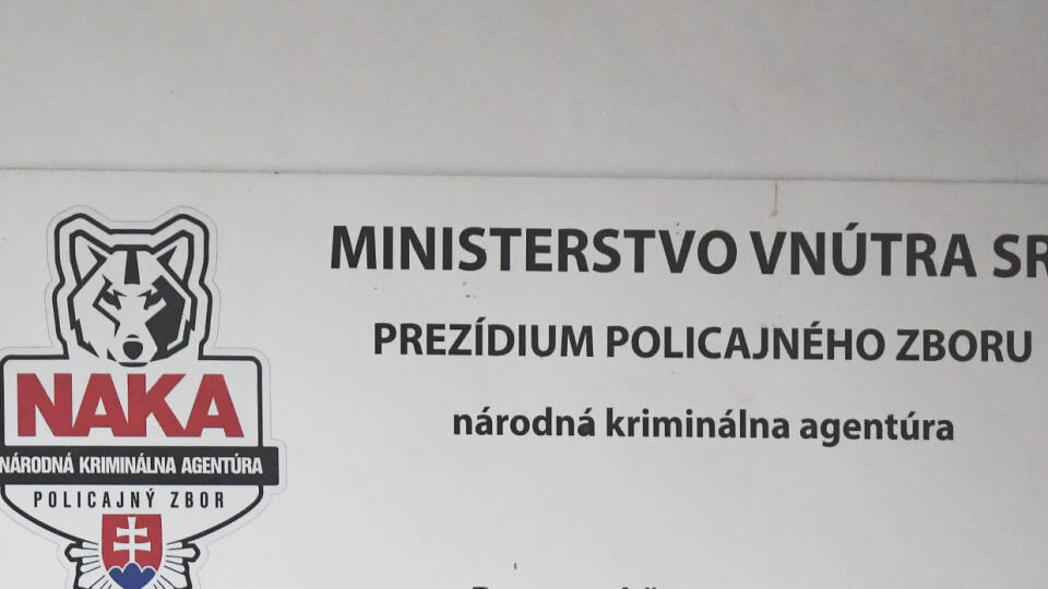 Na snímke tabuľa na budove Národnej kriminálnej agentúry (NAKA) v Košiciach 17. februára 2023. FOTO TASR – František Iván