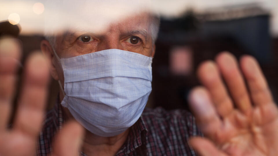 Elderly,Caucasian,Man,Wearing,Hand,Made,Protective,Face,Mask,in,Nursing