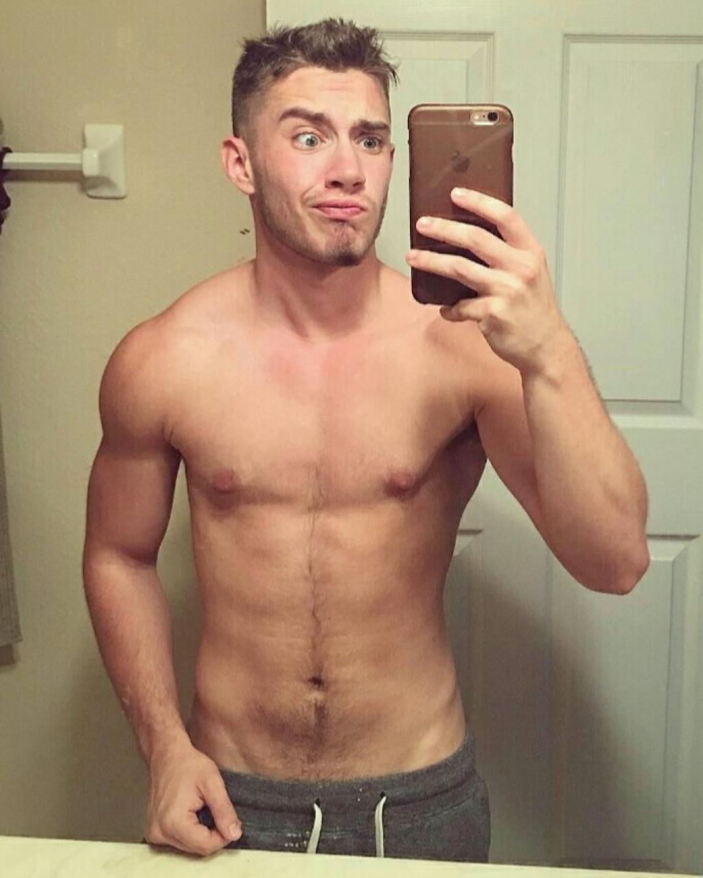 Jaimie je dnes takýto sexi muž!