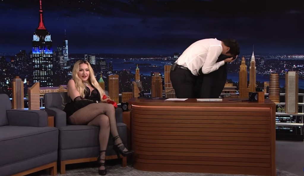 Madonna sa v talk show poriadne odviazala.