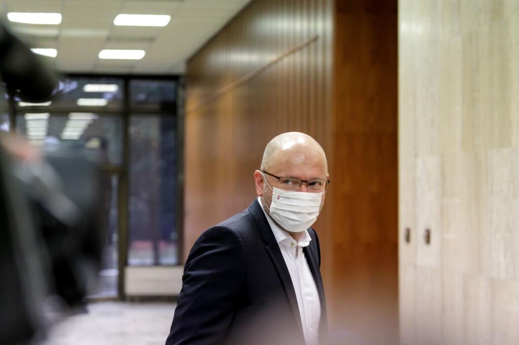 Na snímke minister hospodárstva SR a prvý podpredseda vlády pre ekonomiku Richard Sulík