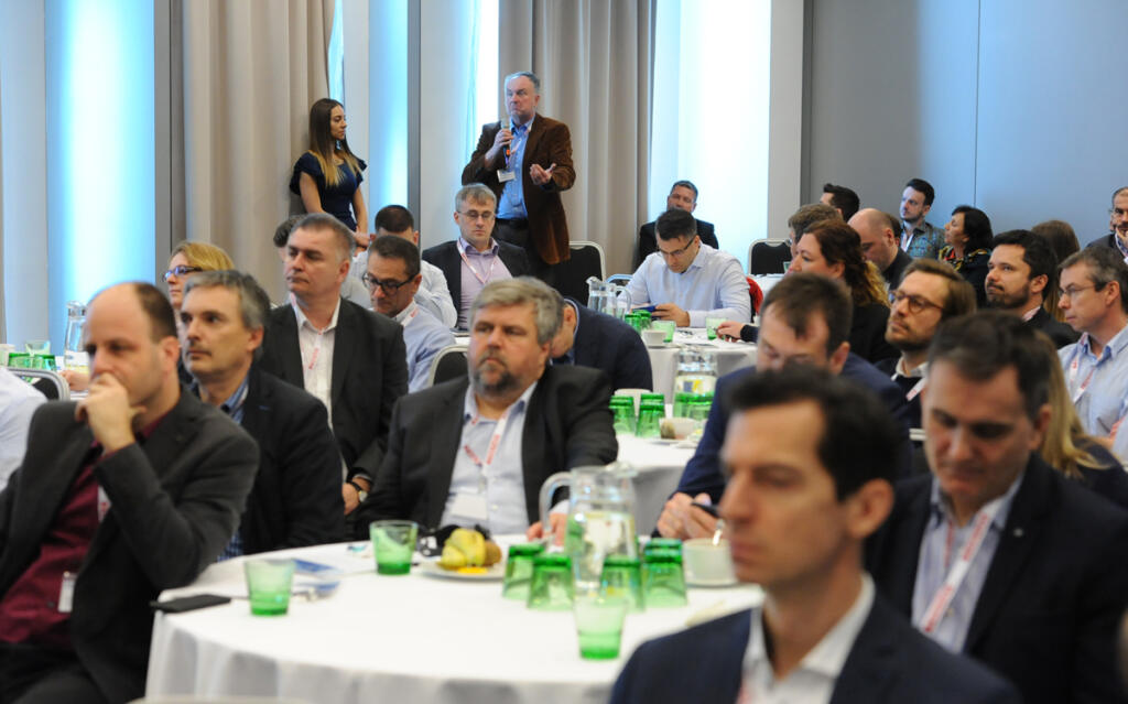 TREND Business Breakfast, Ako a kam investovať v turbulentných časoch