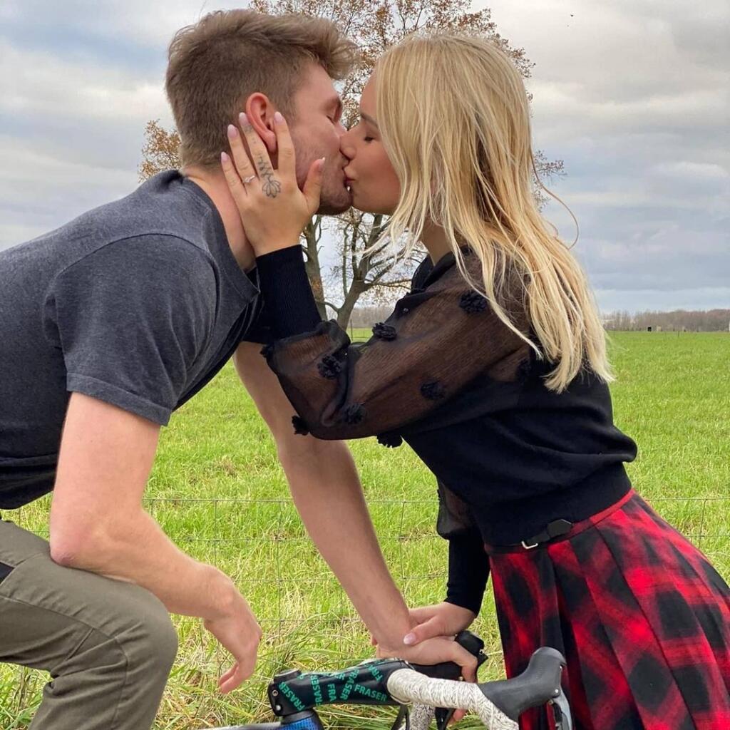 Tara Ginsová sa neplánuje obmedziť pri fotení sexi pikantných záberov.