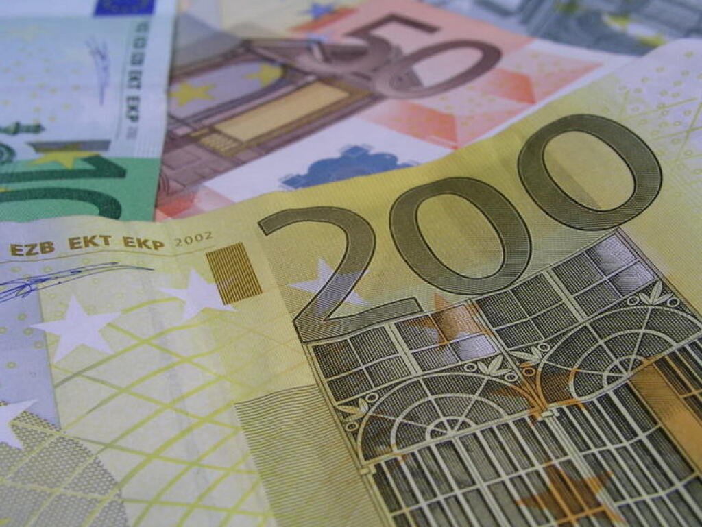 V emisnej kauze vyšli na povrch nové informácie, podľa ktorých na celom prípade mohol výrazne profitovať vysokopostavený úradník na ministerstve životného prostredia.