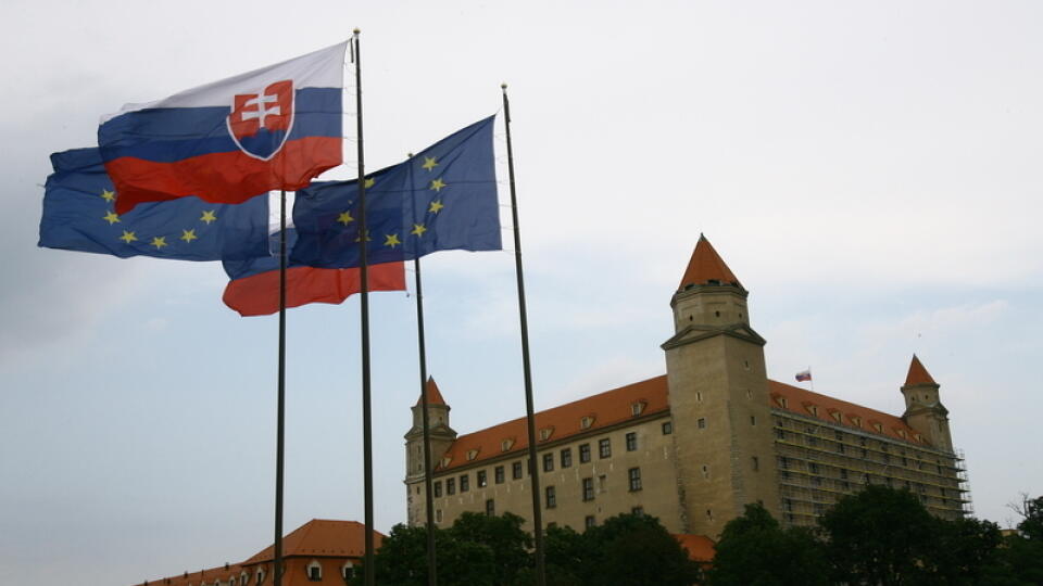 Polovica Slovákov je spokojná s členstvom v EÚ.