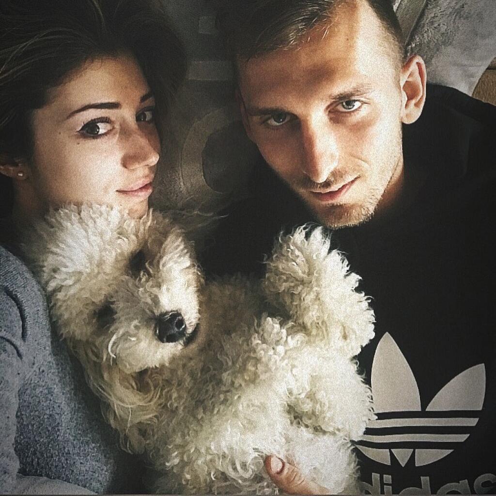 Defenzívny univerzál Norbert Gyömbér (27) našiel svoje futbalové šťastie momentálne v Taliansku. Šťastie v láske zas našiel u Talianky Elisy.