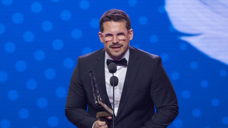 Krištáľové krídlo: Vyhral Valihora, Oľhová aj skupina Hex
