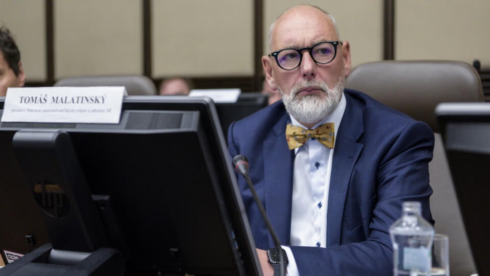 Na snímke prezident Asociácie zamestnávateľských zväzov a združení (AZZZ) SR Tomáš Malatinský počas mimoriadneho zasadnutia Hospodárskej a sociálnej rady SR v Bratislave v pondelok 13. júna 2022. FOTO TASR - Pavol Zachar