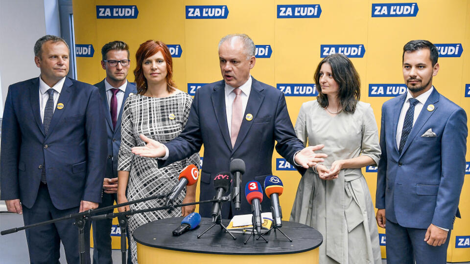 Ustanovujúci snem strany