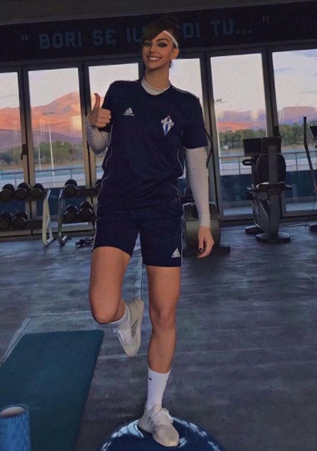 Nikolina Cakovičová nie len úspešná, ale aj poriadne sexi.