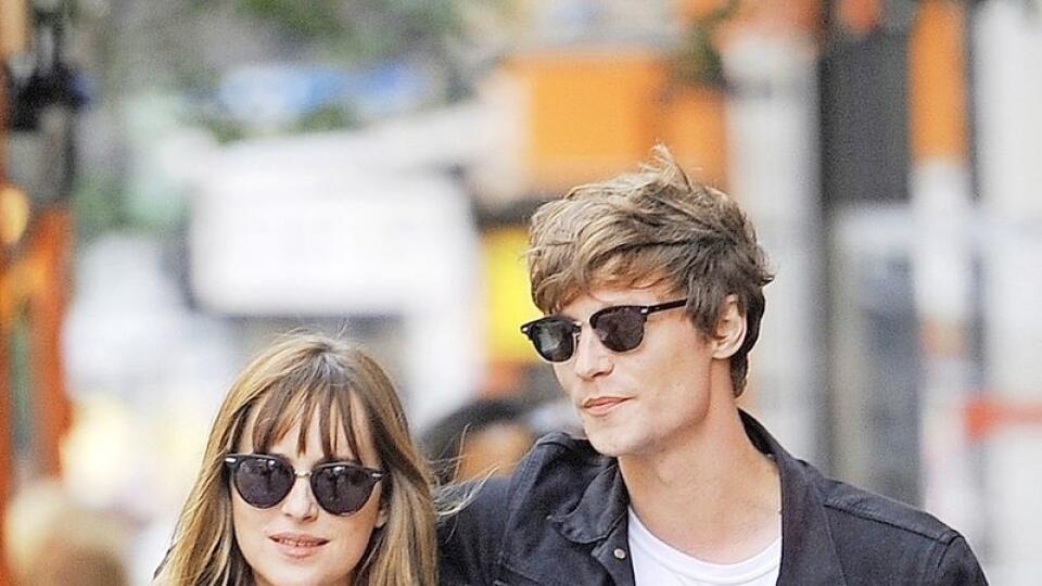 Dakota Johnson a Matthew Hitt