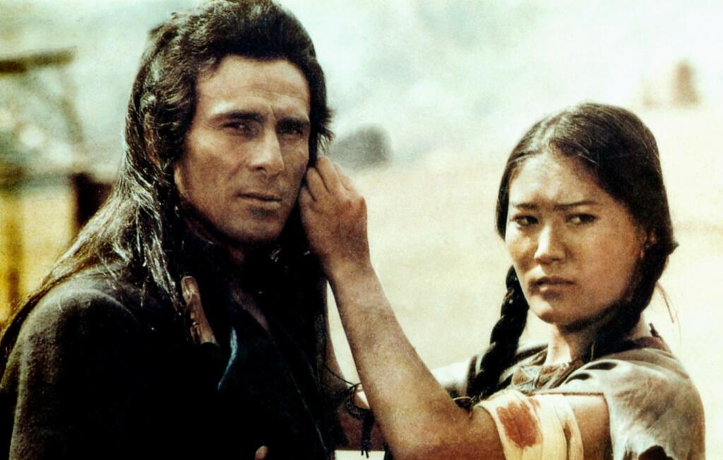 Gojko Mitič vo filme Vyzvedač (1983).