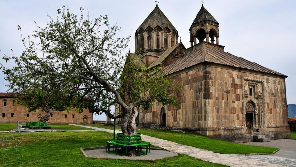 KLÁŠTOR GANDZASAR Jedno z najvýznamnejších religióznych miest Arcachu.