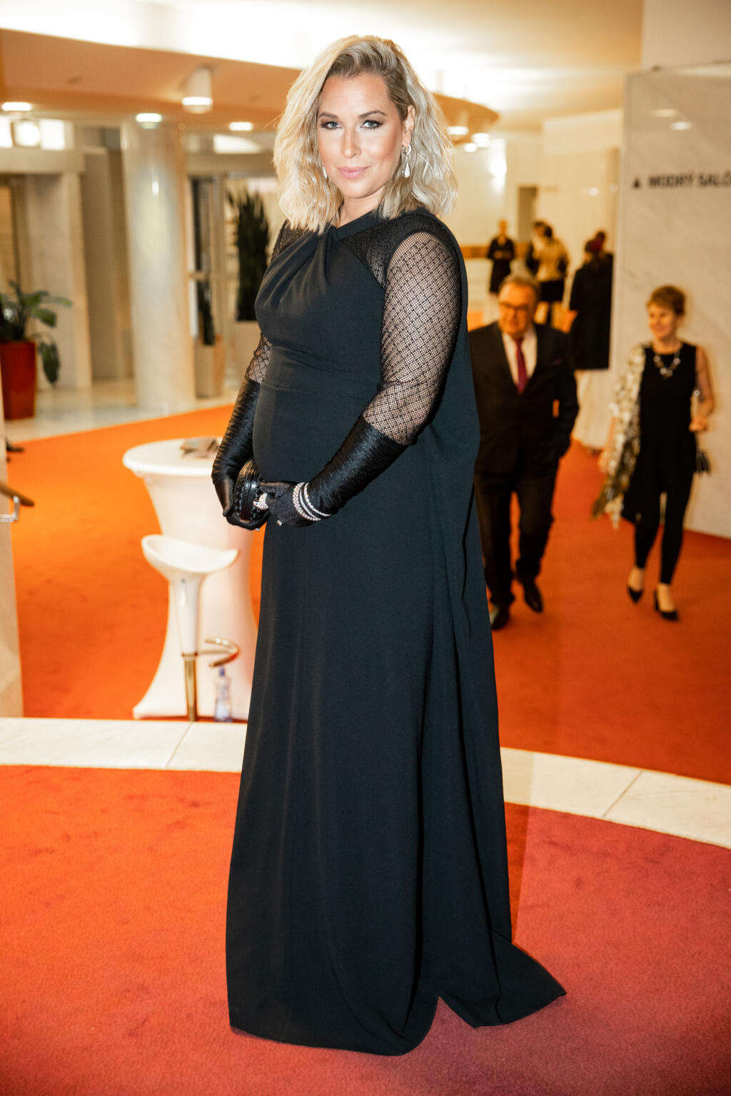 Móda je pre Cibulkovú vášeň, na spoločenských akciách sa predviedla aj v takomto outfite.