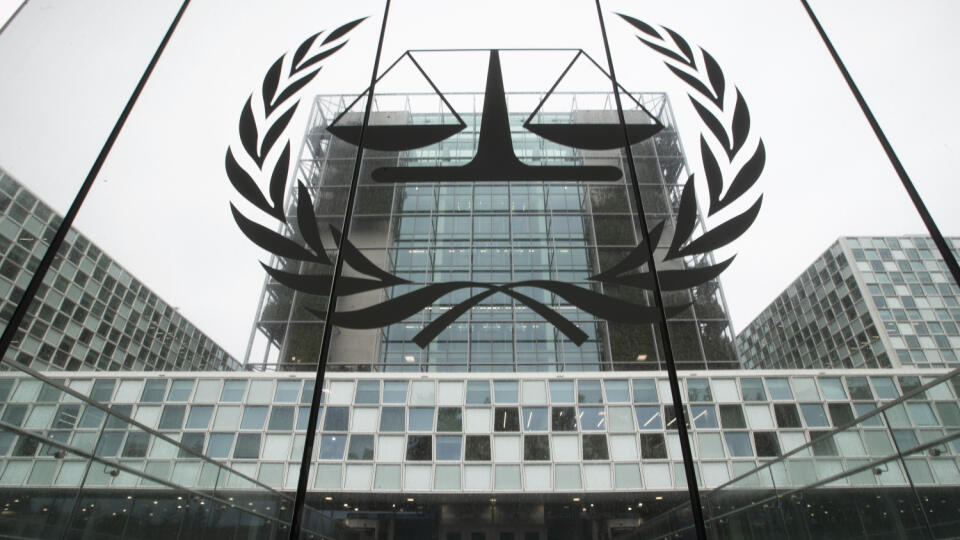 WA 28 archív Haag - Na archívnej snímke zo 7. novembra 2019 Medzinárodný trestný súd (ICC) v Haagu. Veliteľ sudánskych milícií Alí Kušajb sa nachádza vo väzbe Medzinárodného trestného súdu (ICC), ktoré má sídlo v holandskom meste Haag. Kušajb sa dobrovoľne prihlásil úradom v Stredoafrickej republike po tom, čo naňho ICC v roku 2007 vydal zatykač. ICC o tom informoval v utorok 9. júna 2020. FOTO TASR/AP
-FILE- In this Thursday, Nov. 7, 2019 file image the International Criminal Court, or ICC, is