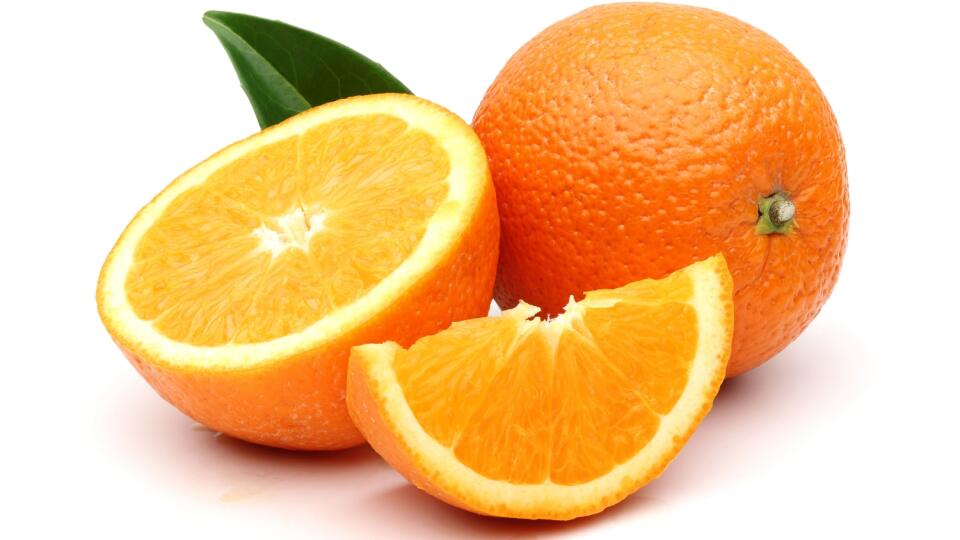 Fresh Orange and slices