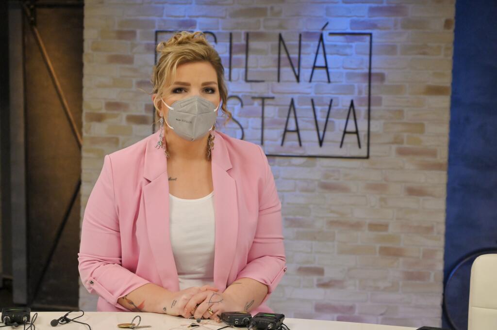 Komička Simona Salátová (vľavo) už nie je členkou relácie Silná zostava. Naposledy v nej figurovala 24. februára 2022.