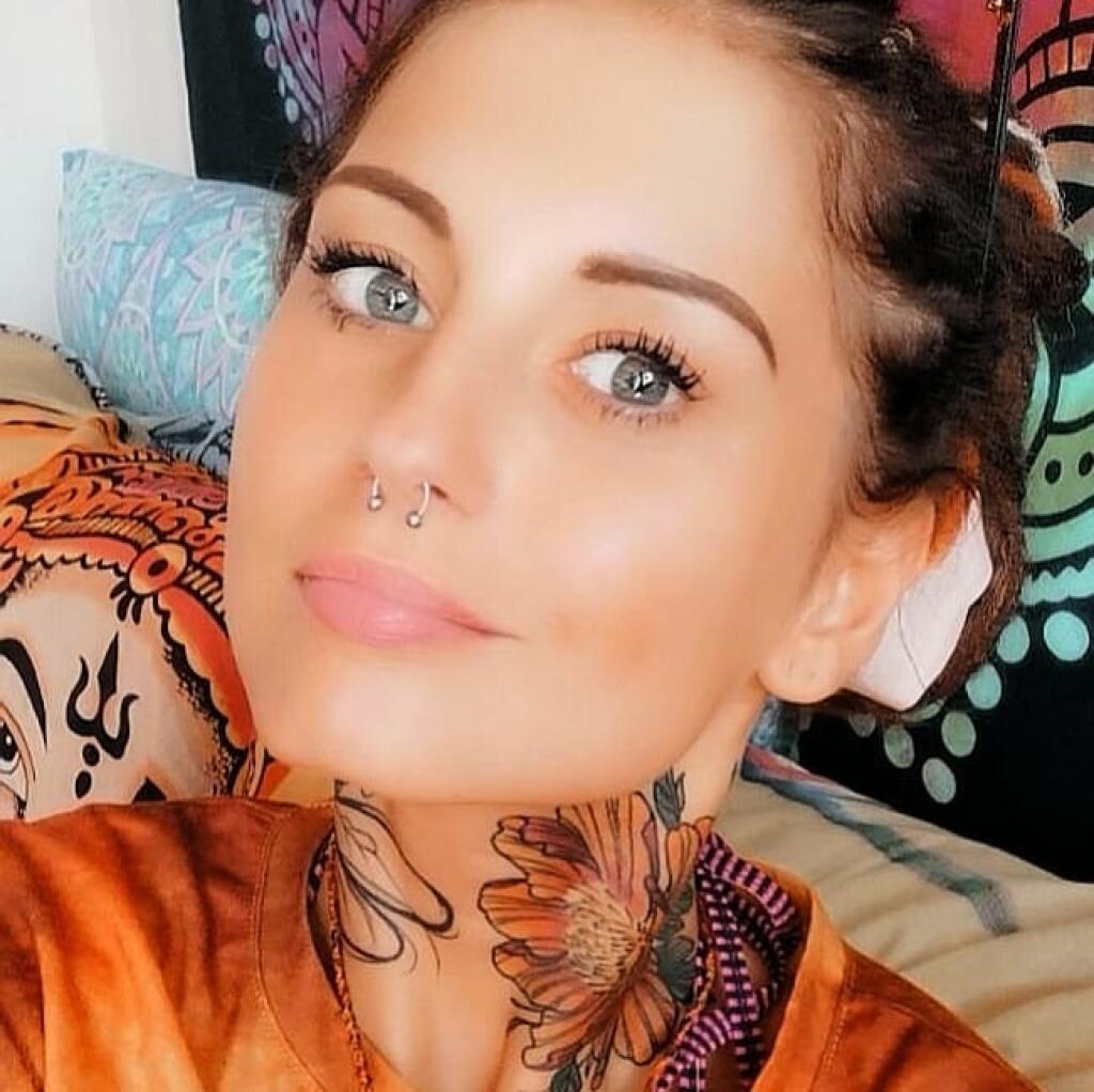 Kedysi jej nos zdobil piercing.