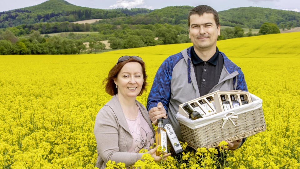 RASTISLAV KOPKO A EVA KARUMNÍKOVÁ