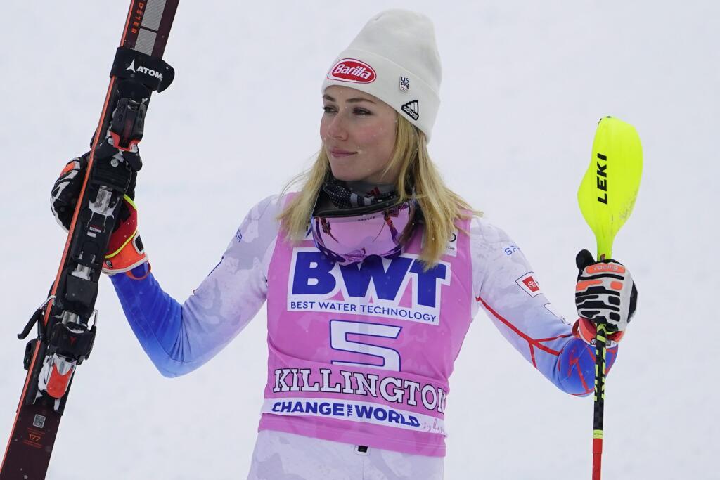 Emócie naplno doľahli na hviezdnu Shiffrinovú po niekoľkých minútach od dojazdu do cieľa, keď zasadla na víťazný trón.