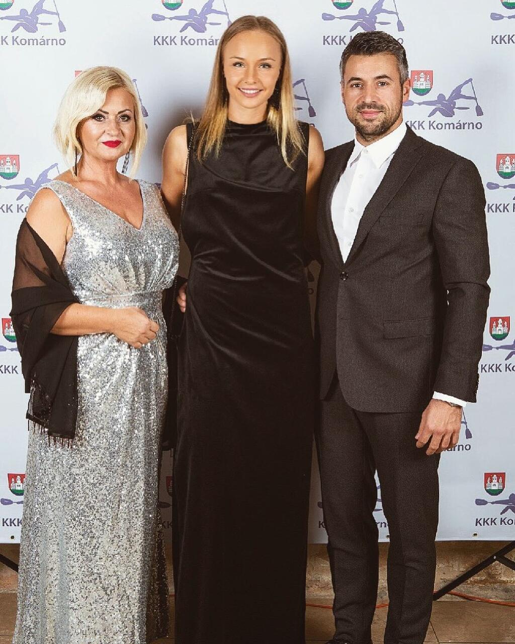 Rebecca Šramková sa rada pochváli na instagrame módnymi kúskami a foteniami v luxusných značkách.