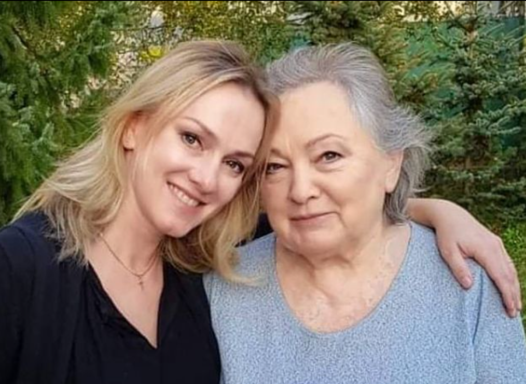 Monika zverejnila blahoželanie svojej maminke. Jej manžel Jaro Bekr k fotke napísal :