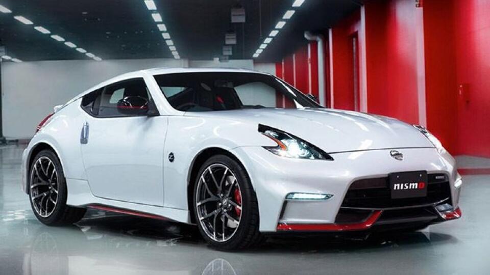 Nissan 370Z Nismo s novou tvárou