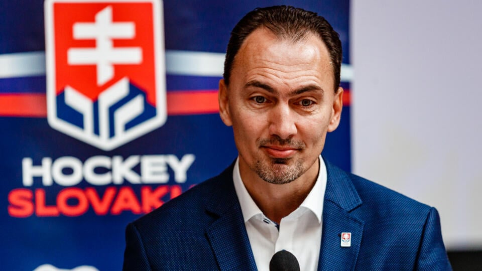 Zdeno Cíger skritizoval Mira Šatana (na obrázku) za to, že ako prezident SZĽH nemá autoritu a nevie si buchnúť do stola.
