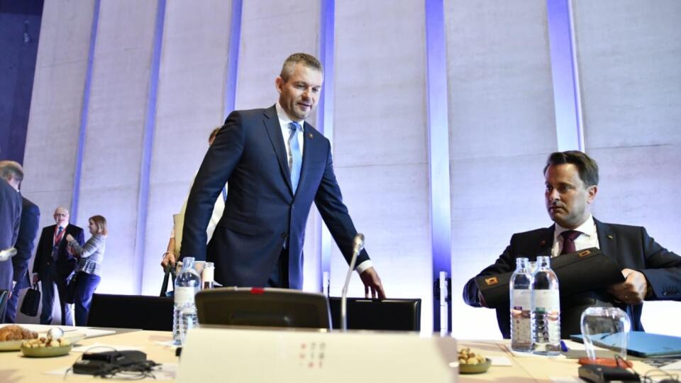 Premiér Peter Pellegrini sa zúčastnil samitu lídrou EÚ.