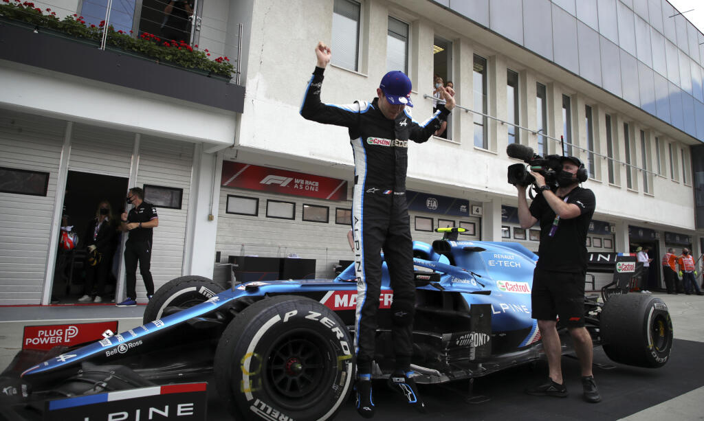 Nečakaným víťazom v Maďarsku sa stal Esteban Ocon.