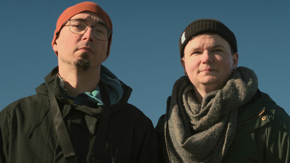 Marvin Horvat (vpravo) s manželom Ivanom. Či to ako pár ustáli, na to vám dá odpoveď film.