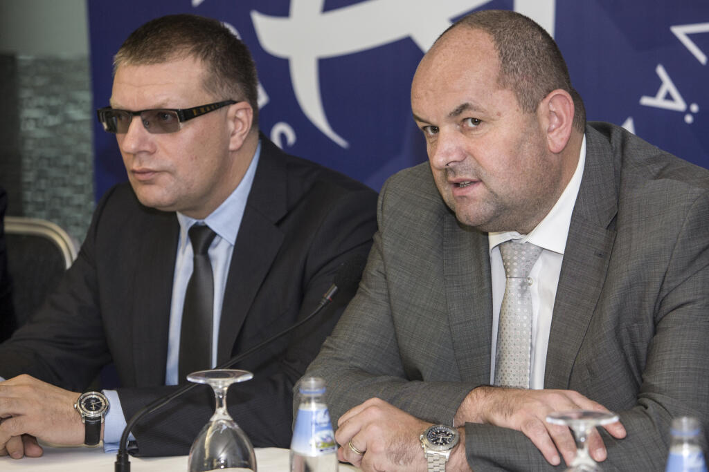 Bývalého predsedu Futbalovej asociácie ČR Miroslava Peltu odsúdili v kauze zmanipulovaných dotácií na šesť rokov za mrežami.
