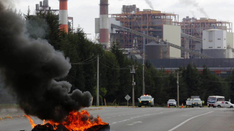 Industries Continue to Work After Environmental Alert in Valparaiso Region
