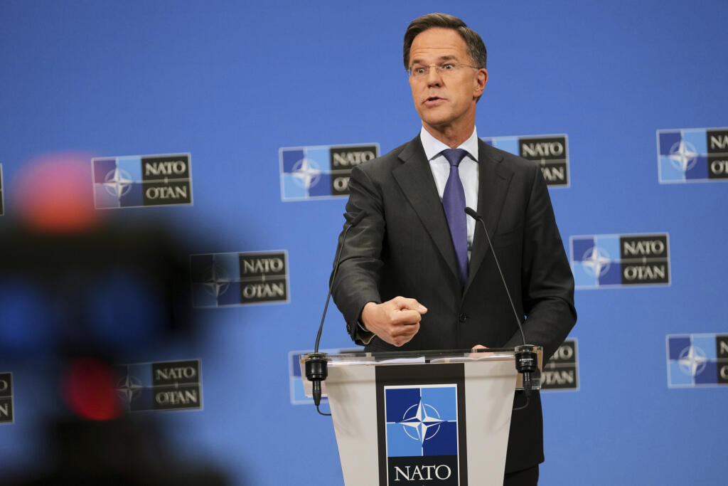 JB 9 Brusel - Generálny tajomník NATO Mark Rutte  rozpráva počas tlačovej konferencie pred stretnutím s ministrami zahraničných vecí členských krajín NATO v sídle NATO v Bruseli 2. apríla 2025. FOTO TASR/AP

NATO Secretary General Mark Rutte speaks during a media conference ahead of a meeting of NATO foreign ministers at NATO headquarters in Brussels, Wednesday, April 2, 2025. (AP Photo/Virginia Mayo)