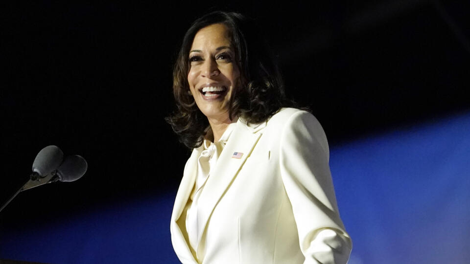 KK10 Wilmington - Viceprezidentka Kamala Harrisová hovorí počas prejavu 7. novembra 2020 v americkom Wilmingtone. FOTO TASR/AP
Vice President-elect Kamala Harris speaks Saturday, Nov. 7, 2020, in Wilmington, Del. (AP Photo/Andrew Harnik)