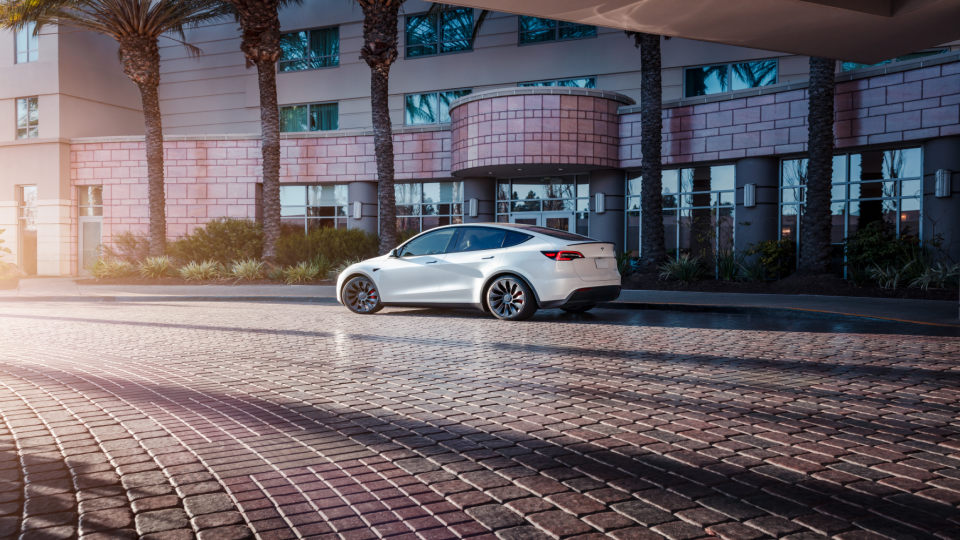Tesla Model Y.