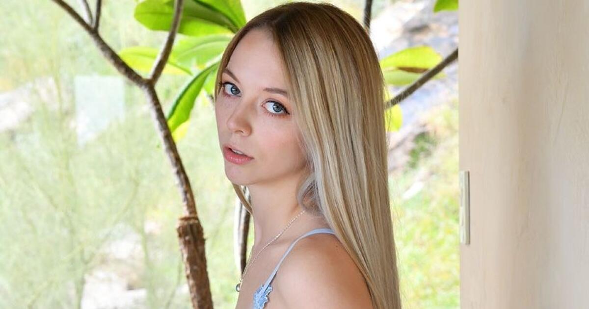 Yasmine recommends best of Teen pussy tpg Hot Naked Pics Asian outdoor cheating voyeur