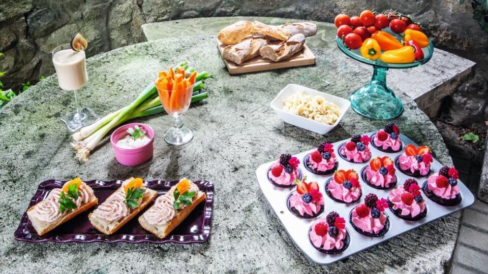 Chutné rýchlovky pre vás pripravila cukrárka Mimi Šramová z Chez Mimi Bakery.