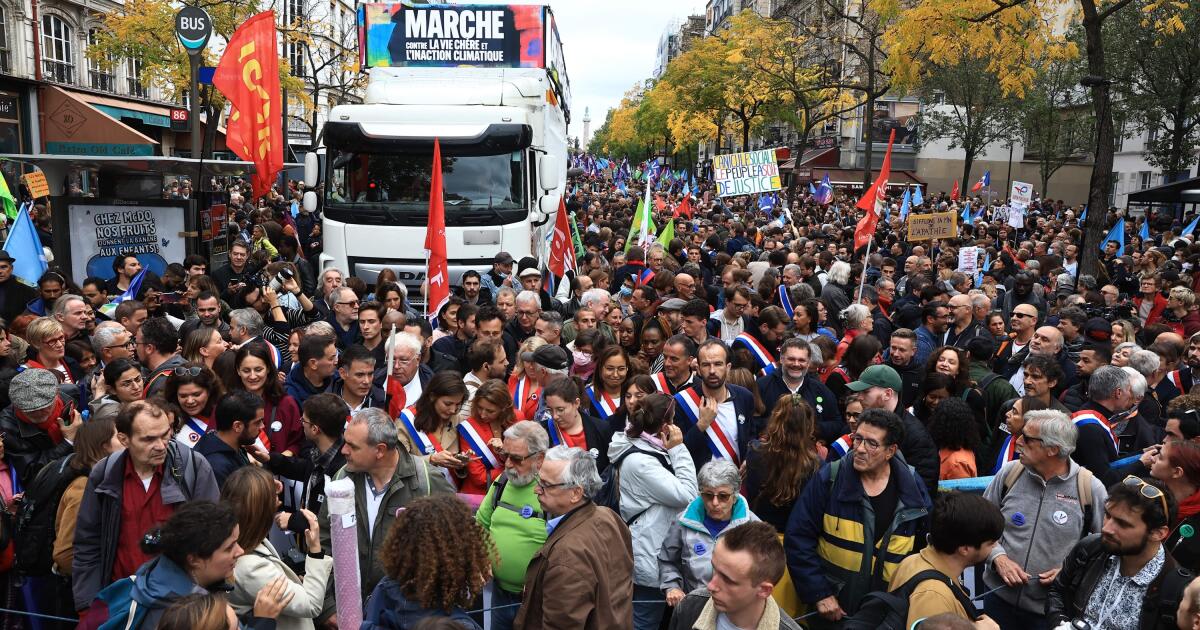La hausse du coût de la vie pousse les Français à la rue