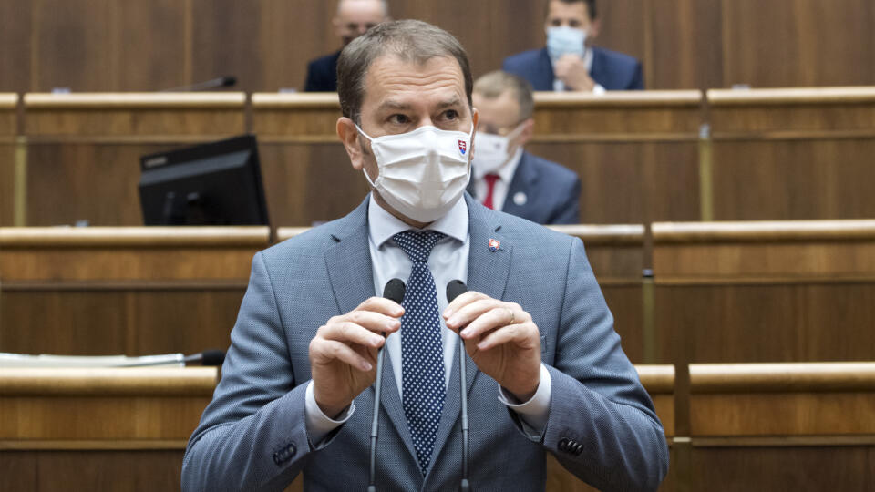 Na snímke predseda vlády SR Igor Matovič (OĽaNO) počas príhovoru v rámci 16. schôdze NR SR 23. októbra 2020 v Bratislave. FOTO TASR - Martin Baumann