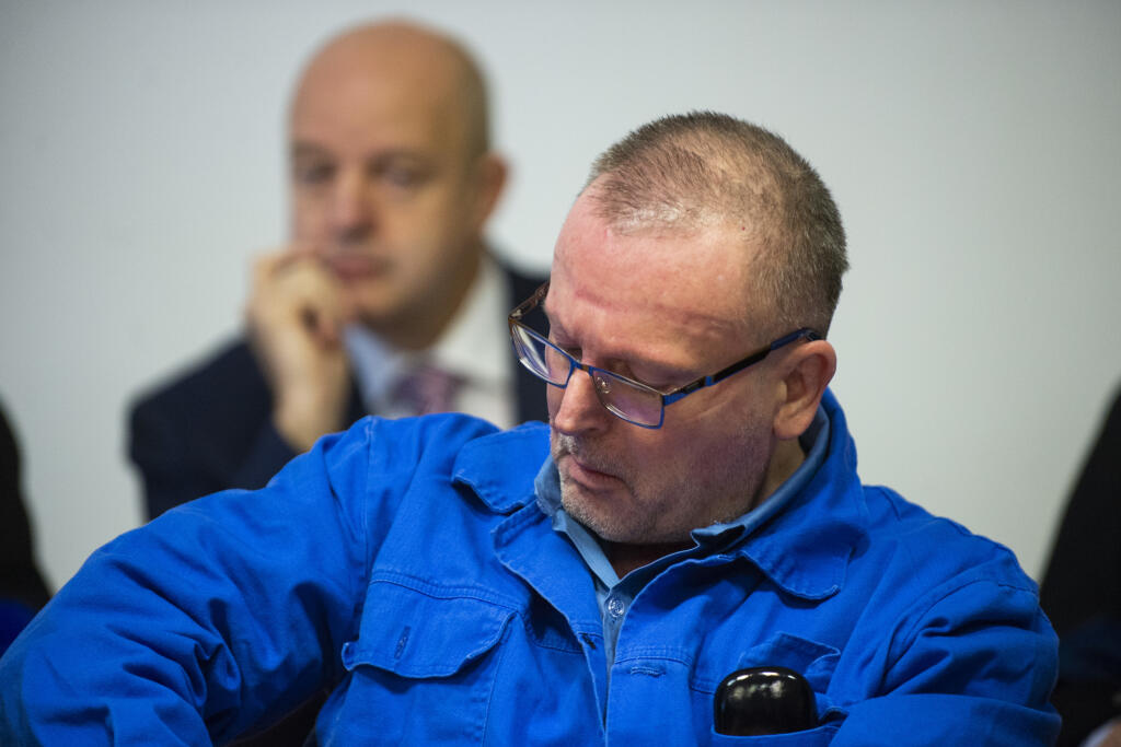 Zľava Pavol R.,  Róbert Lališ a advokát Marek Para pred pojednávaním.