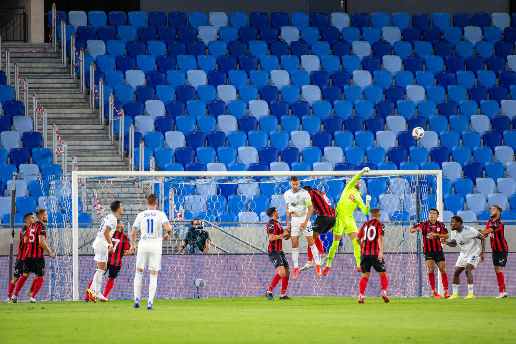 ŠK Slovan Bratislava a Lincoln Red Imps FC sa stretol v zápase tretieho kola kvalifikácie Európskej ligy na Tehelnom poli v Bratislave.