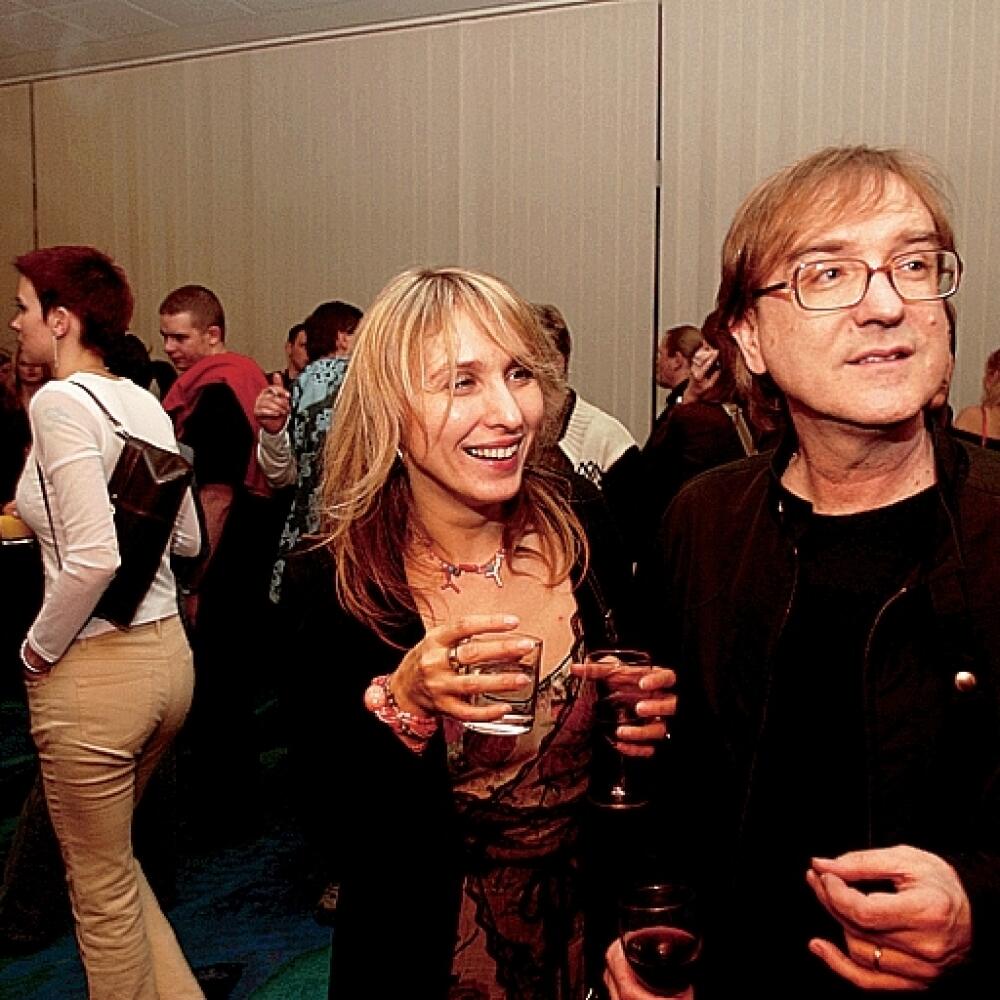 Miroslav Žbirka, spevák, manželka Katarína, udeľovanie cien Aurel 2005
foto: Ladislav Prikler
uverejnené: Šarm 11/2005
pôvodný súbor:zbirka so zenou - prip..eps
