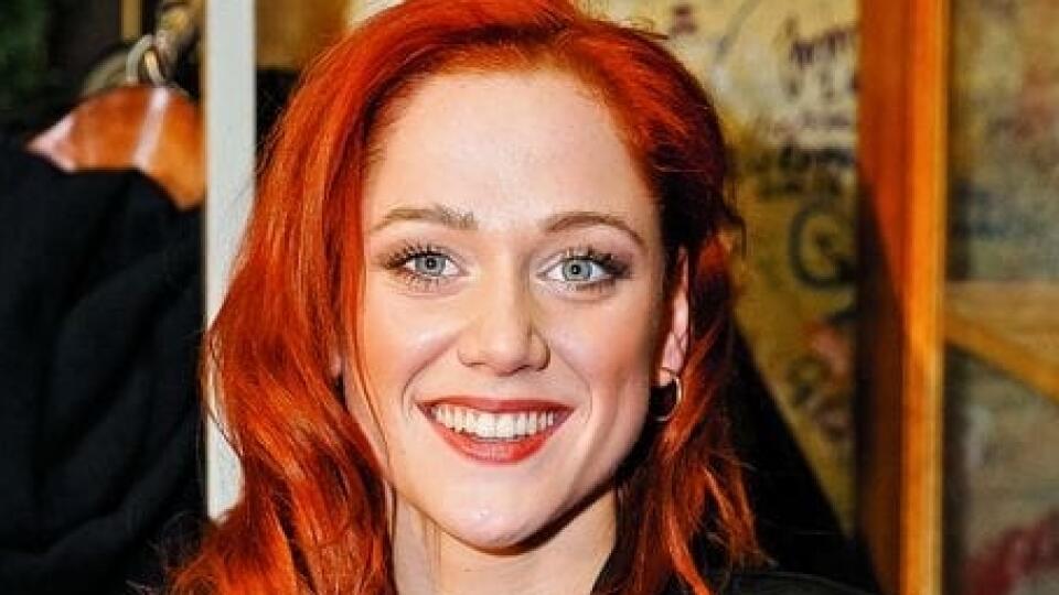 Superstaristka Emma Drobná sa predviedla spevom aj loptou.