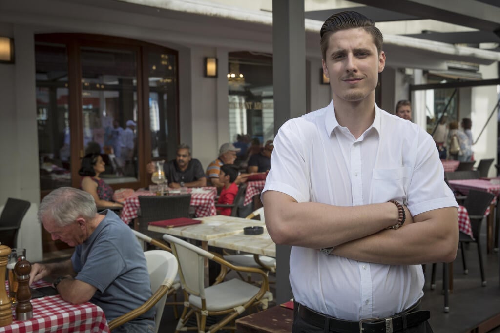 Kolko zarobia casnici na sprepitnom v cetre Bratislavy? Anketa