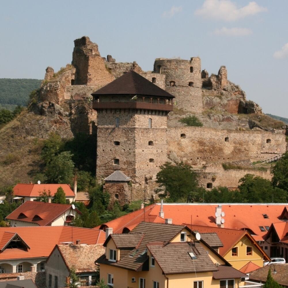 Hrad Fiľakovo.